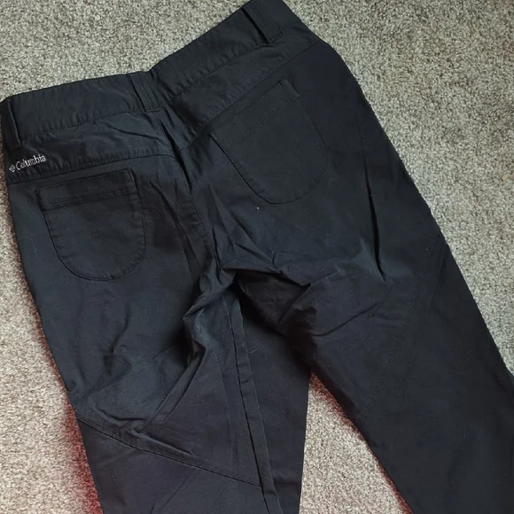 Columbia Women's Black Outdoor Trousers - Picture 4 of 4